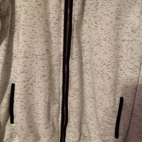 ZIPPER DETAIL JACKET - Picture 2 of 3